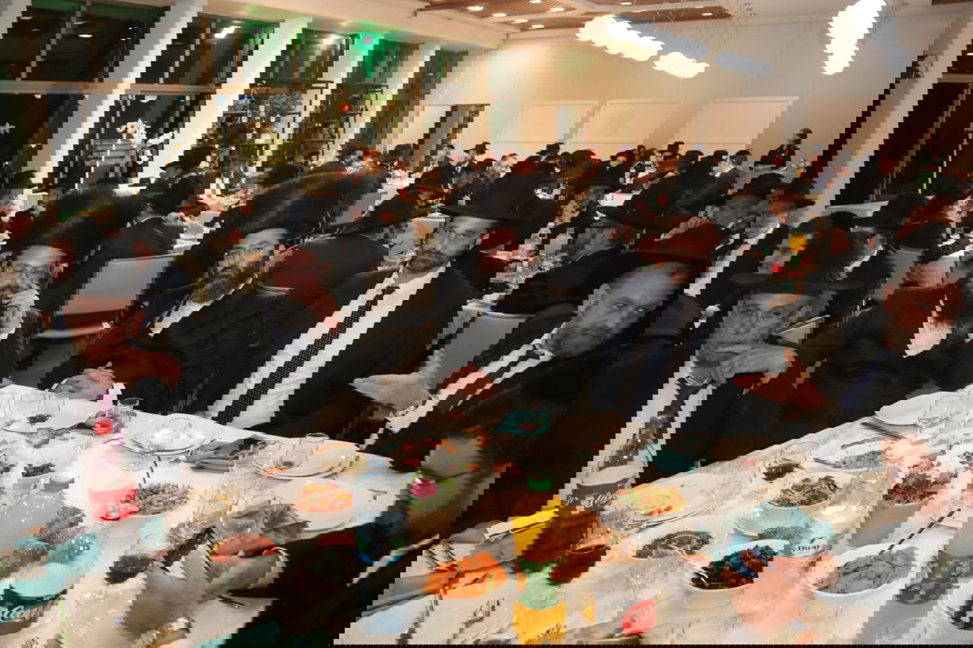 כך חגגו ב'דגל התורה' שבע ברכות למנחם שפירא