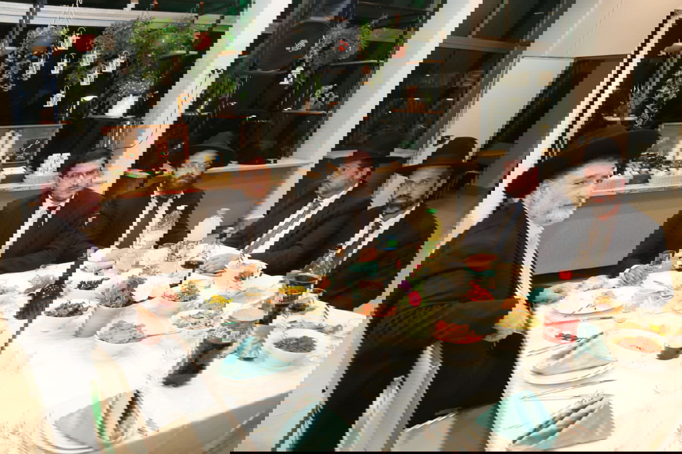 כך חגגו ב'דגל התורה' שבע ברכות למנחם שפירא