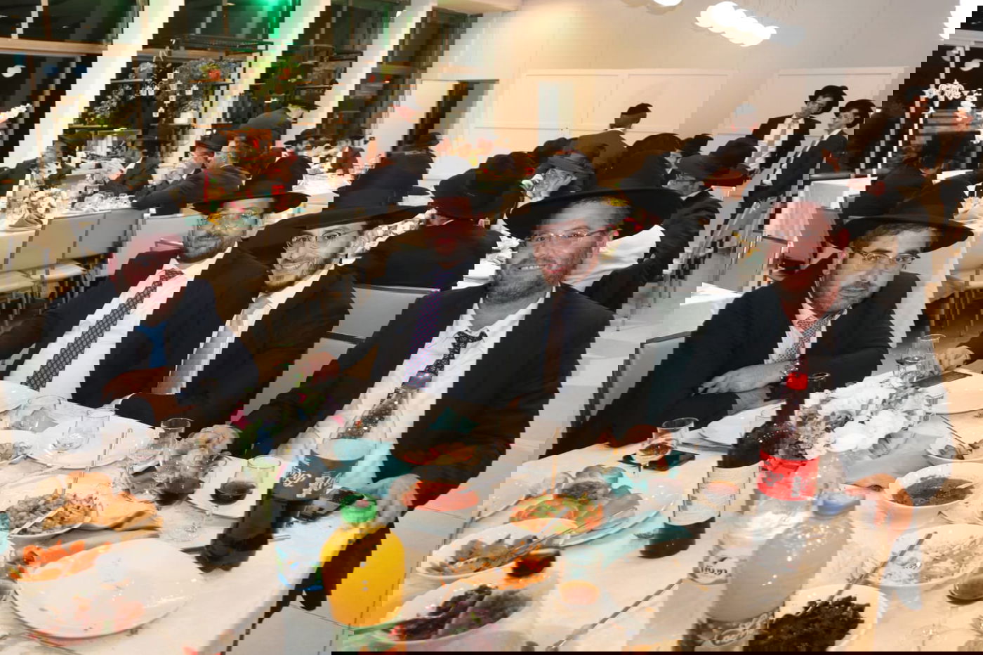 כך חגגו ב'דגל התורה' שבע ברכות למנחם שפירא