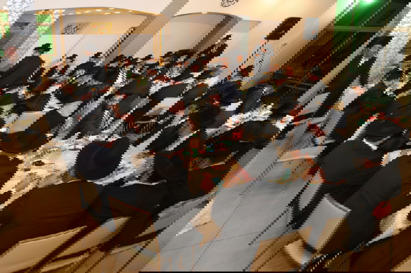 כך חגגו ב'דגל התורה' שבע ברכות למנחם שפירא