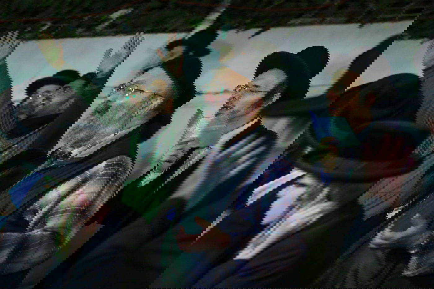 תיעוד: המתפללים בהילולת שמעון הצדיק