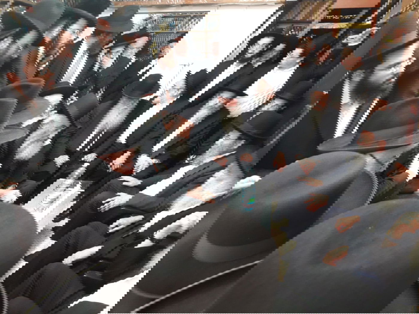 ה'שבעה' בבית משפחת קרליץ • תיעוד מסכם