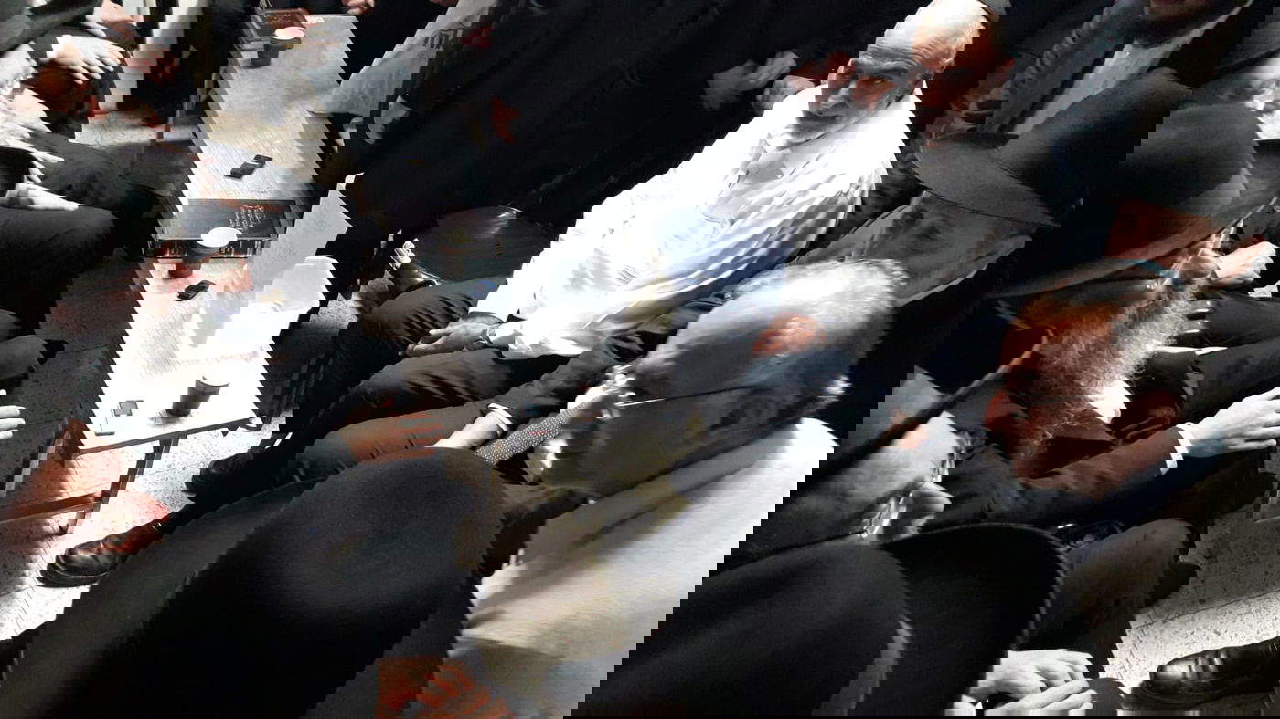 ה'שבעה' בבית משפחת קרליץ • תיעוד מסכם