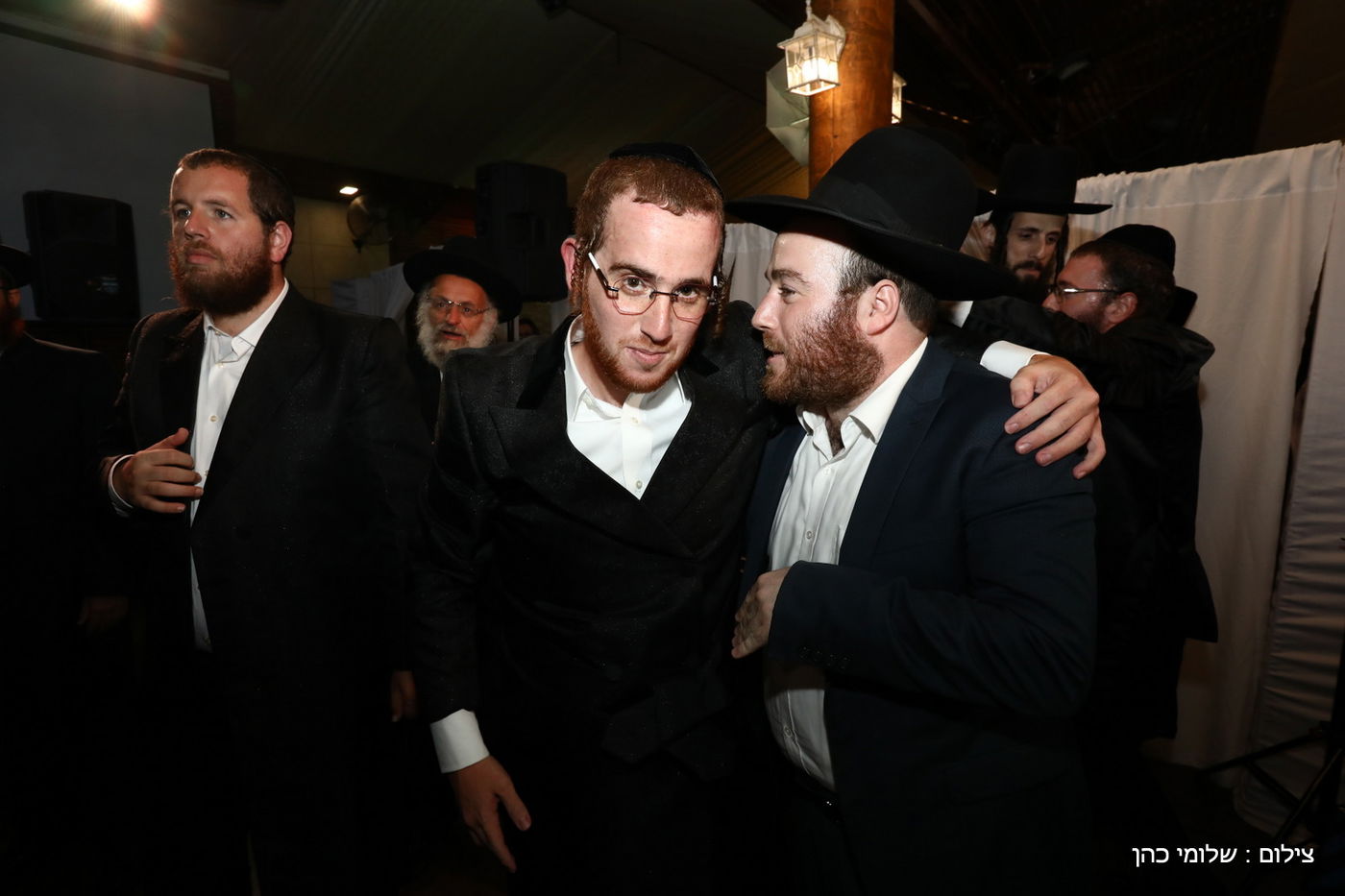 כל המי ומי בחתונתו של רפי פרלשטיין • צפו