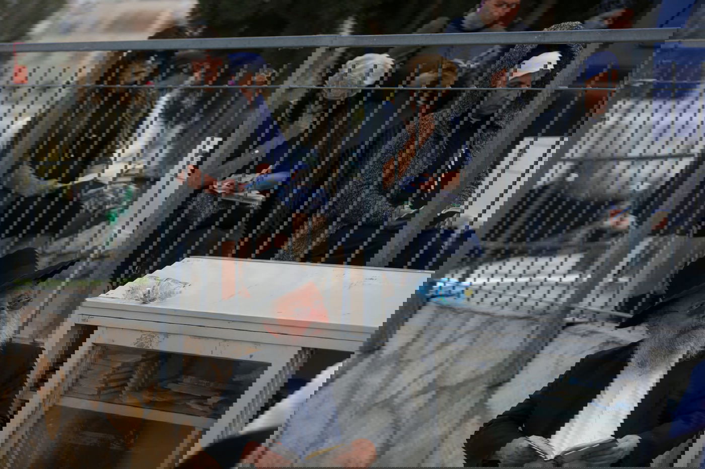 ערב ההילולא: מתפללים על ציון מרן הגר"ע יוסף