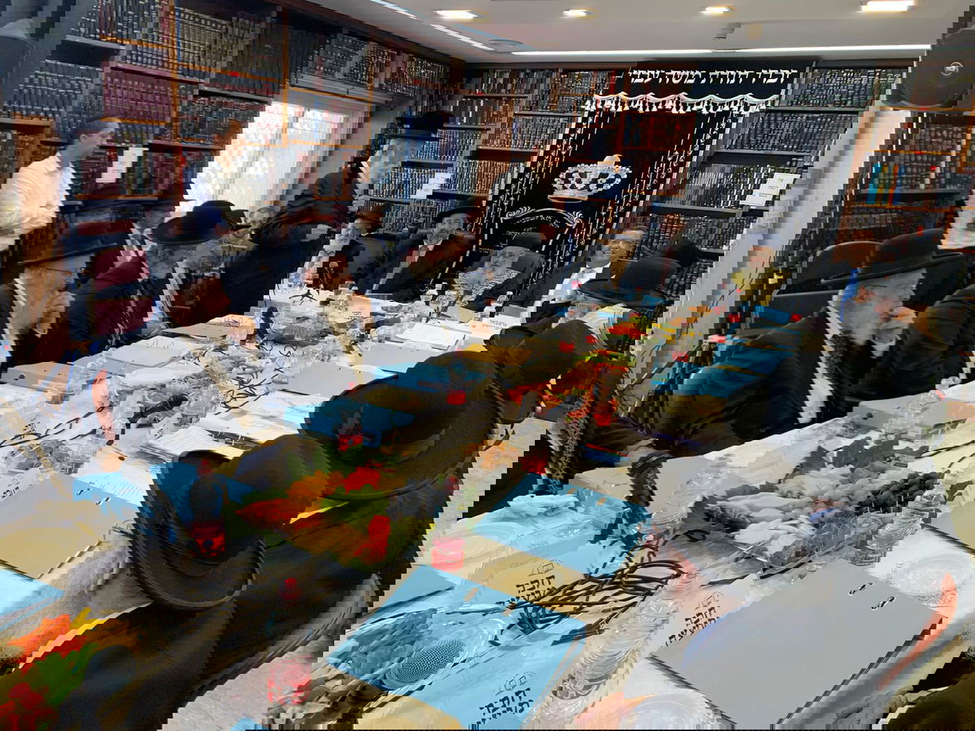 מועצת הרבנות התכנסה בבית מרן הגר"ע יוסף זצ"ל