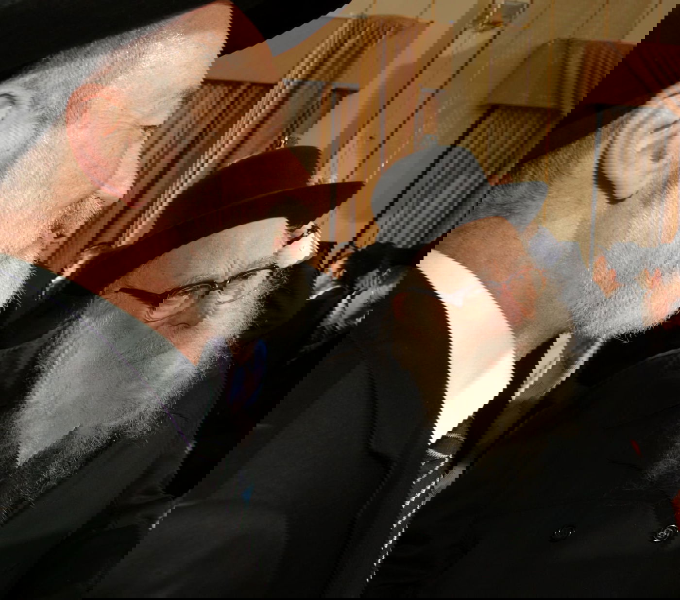 יכולת למצוא פתרונות ע"פ כל גדרי ההלכה - הגר"נ קרליץ זצ"ל