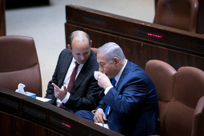 נתניהו שוקל: בנט ישוב לכהן כשר בממשלה