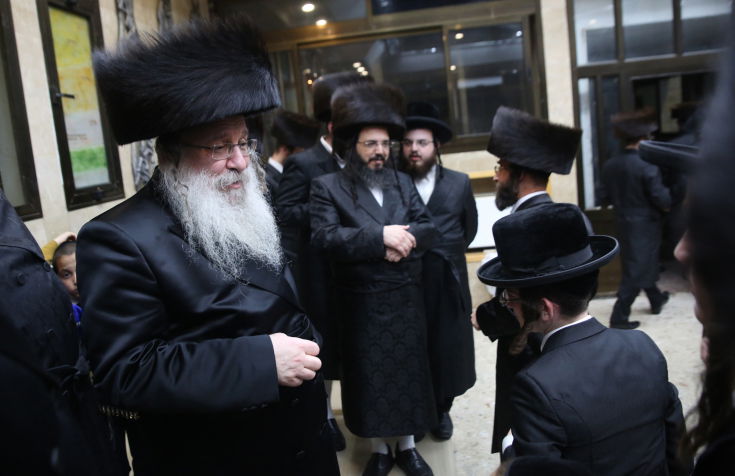 האדמו"ר מנדבורנה שבת במירון • תיעוד