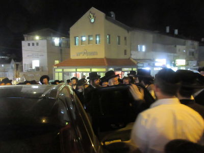 המהומה בשטיבלך, הערב