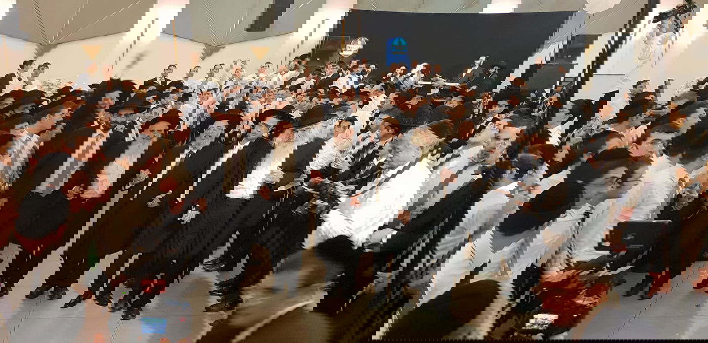 חתונת נכד זקן הראשונים לציון ובת חבר ביה"ד הגדול