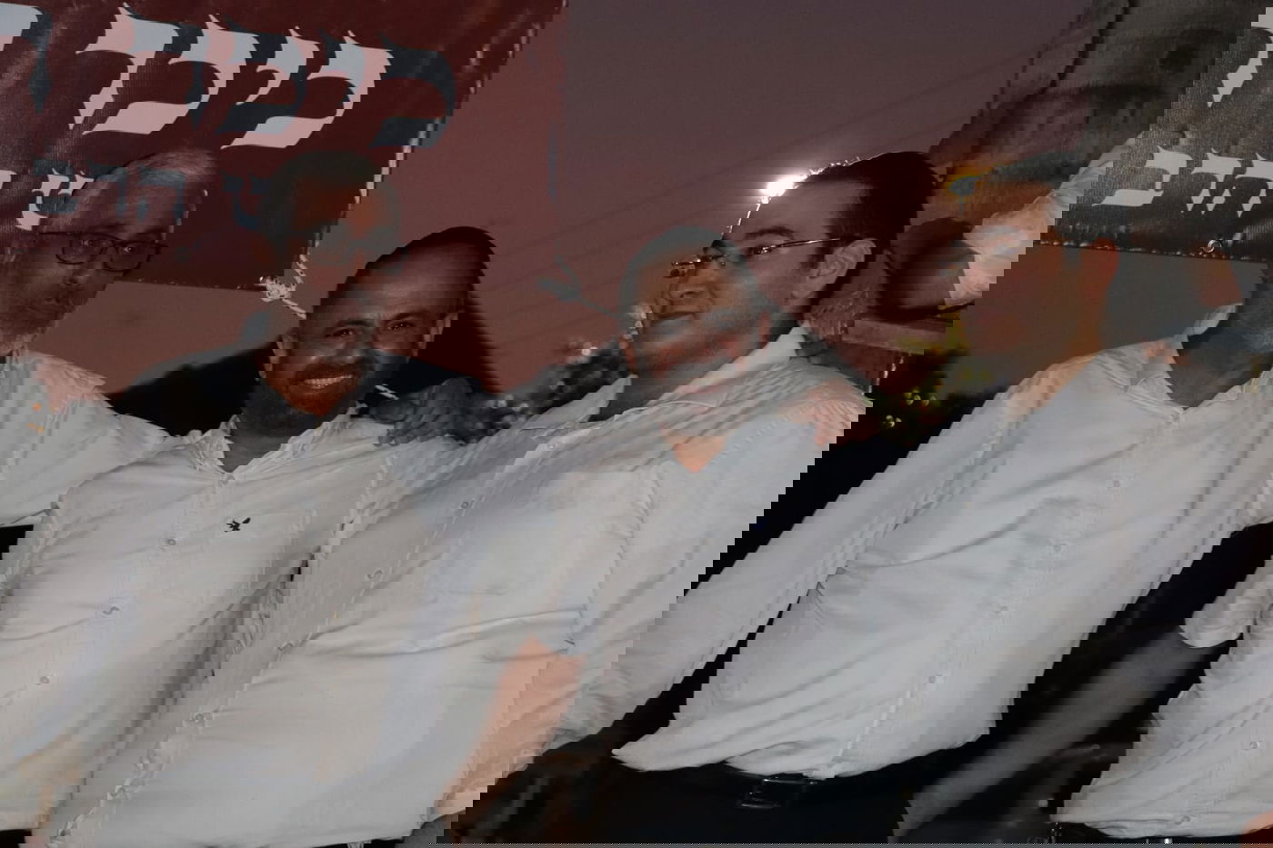 התושבים החליטו: "כיכר הרב עובדיה" • צפו