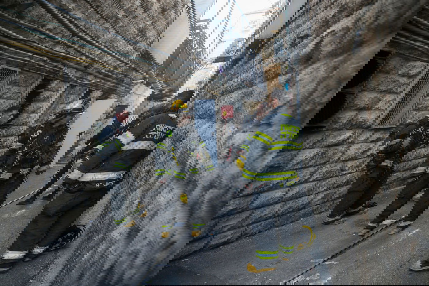 שריפה בתולדות אהרן: תלמידי החיידר פונו