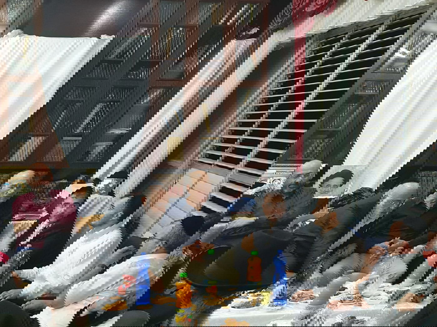 אהוד אולמרט בבני ברק: "מה יש לש"ס מביבי וסמוטריץ'?"