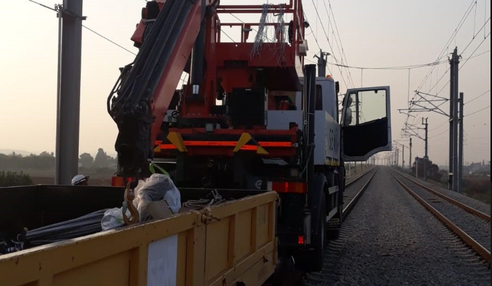 הקבלן נתקע על הפסים - קו הרכבת הושבת