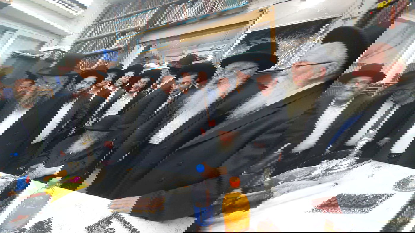 נכדת מרן הגר"ח התארסה; דוד החתן: חבר הכנסת גפני