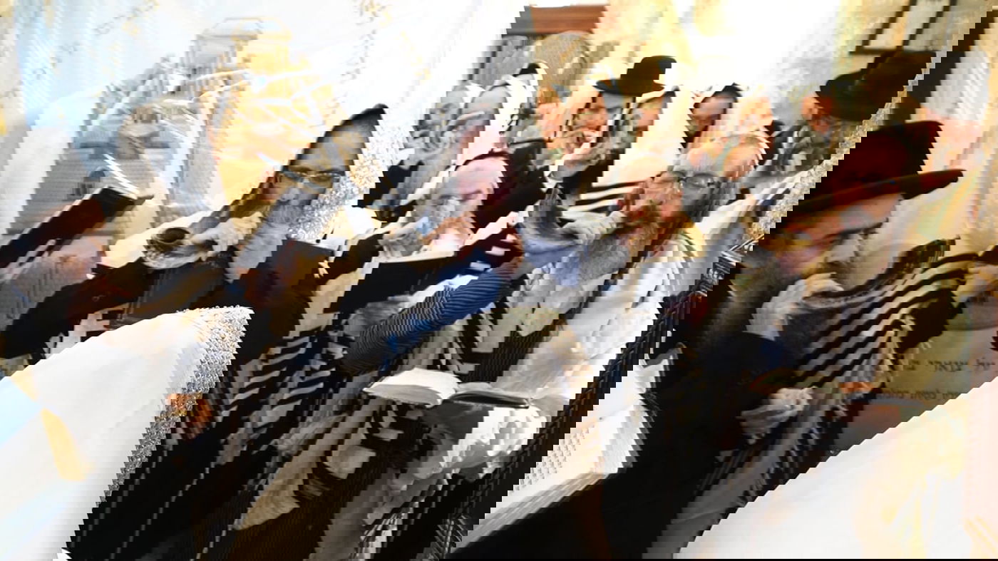 פעם אחת בשנה: מאמ'ע רחל עם מנין המקובלים