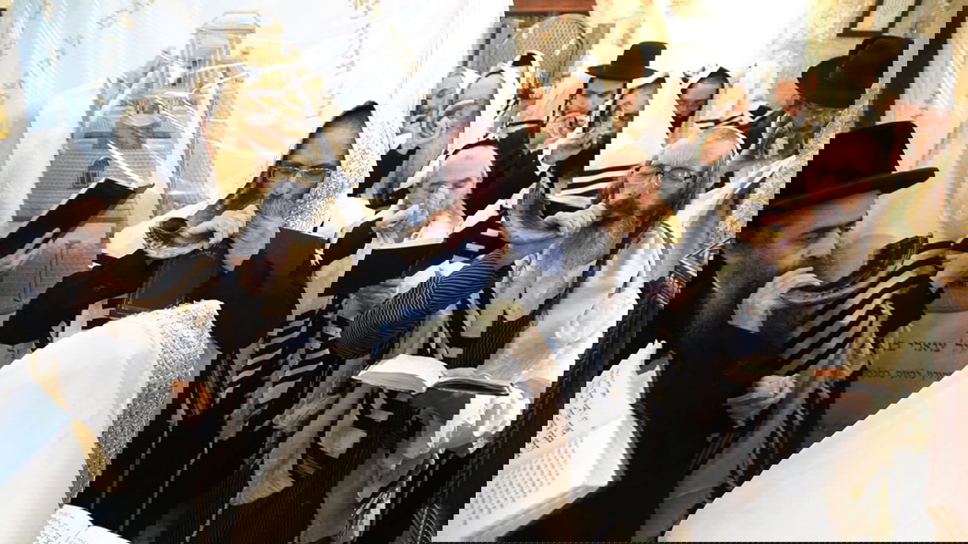 פעם אחת בשנה: מאמ'ע רחל עם מנין המקובלים