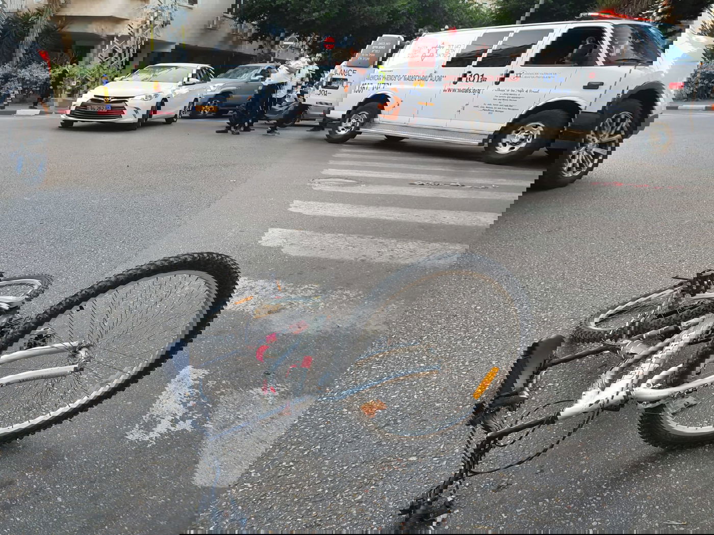 בני ברק: ילד רכב על אופניו ונפגע בתאונה