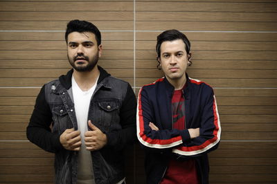 שרולי ונתנאל בביצוע ללהיט 'בין קודש לחול'