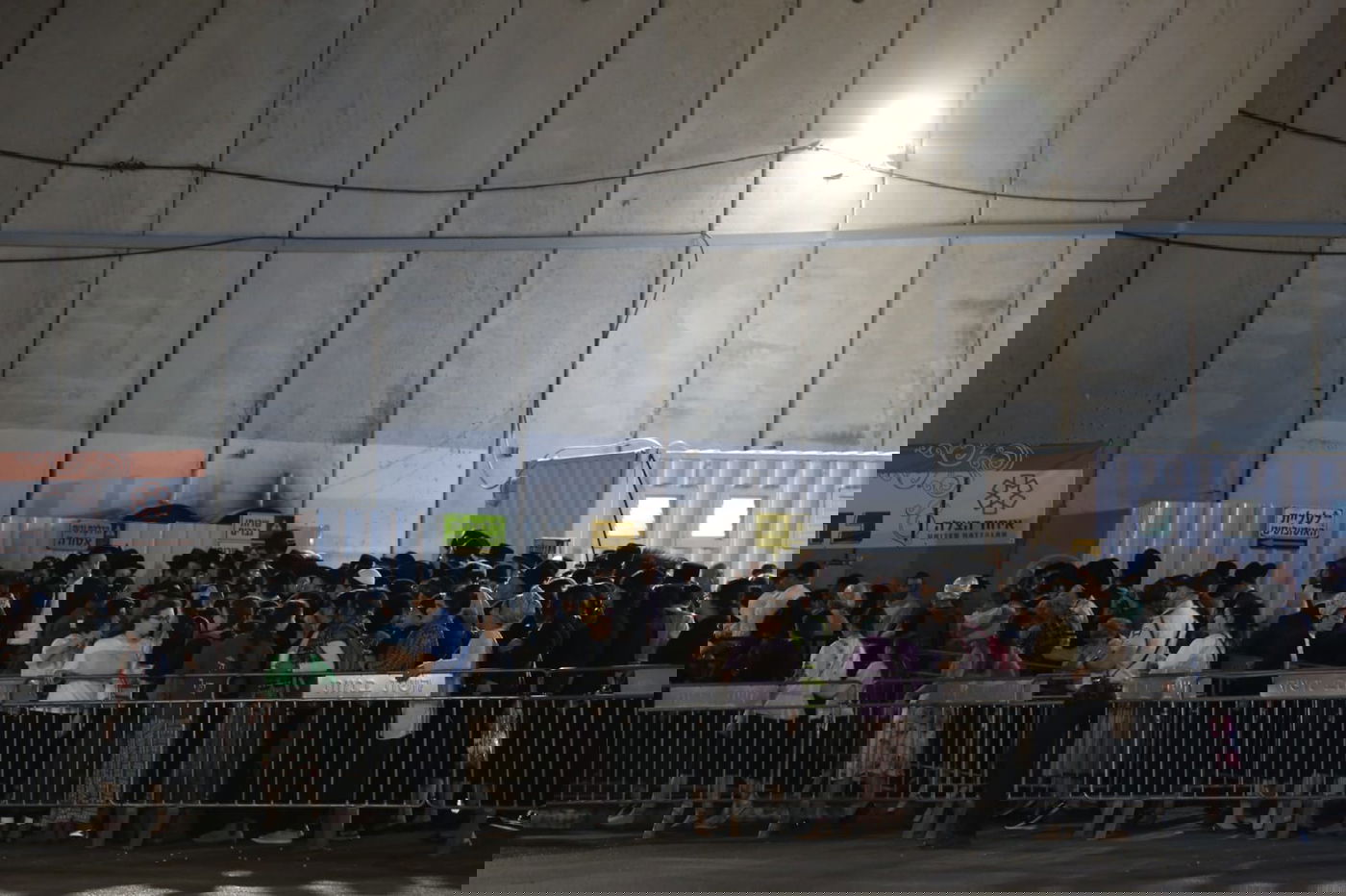 מִנְעִי קוֹלֵךְ מִבֶּכִי; המונים בהילולת רחל אמנו