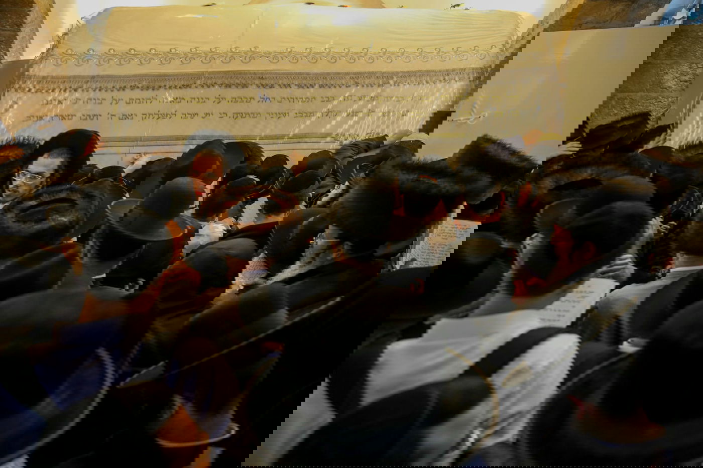 מִנְעִי קוֹלֵךְ מִבֶּכִי; המונים בהילולת רחל אמנו