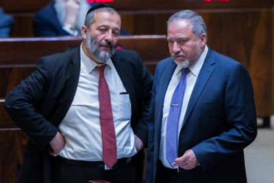 דרעי וליברמן, ארכיון