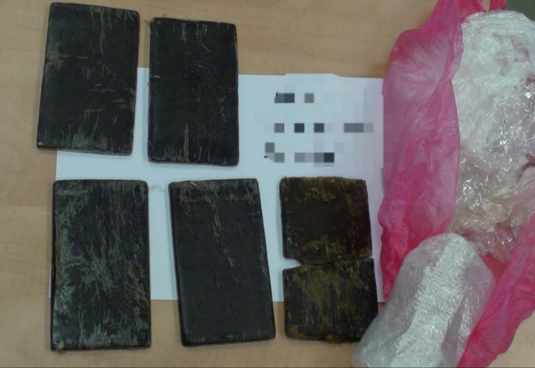 הסוכן הסמוי חשף את סוחרי הסמים • צפו