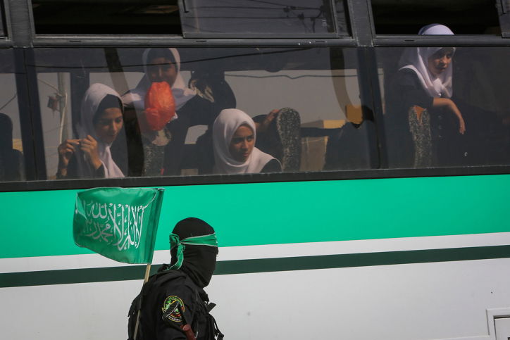 תיעוד: המופע הצבאי של חמאס ברצועה