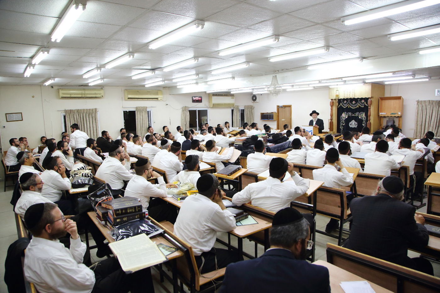 מאות אברכי רשת הכוללים 'רינה של תורה' פתחו את זמן חורף