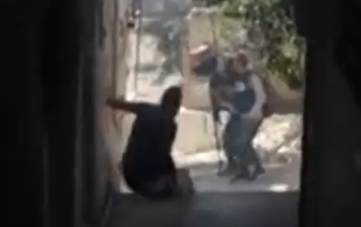 קשה לצפייה: פלסטיני לא חמוש נורה ומת