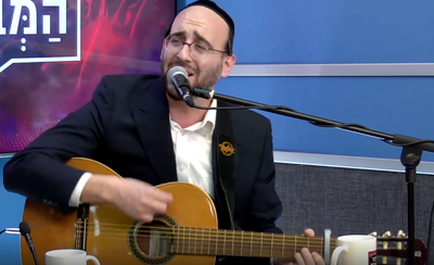 פיני איינהורן בביצוע LIVE ללהיט מהאלבום