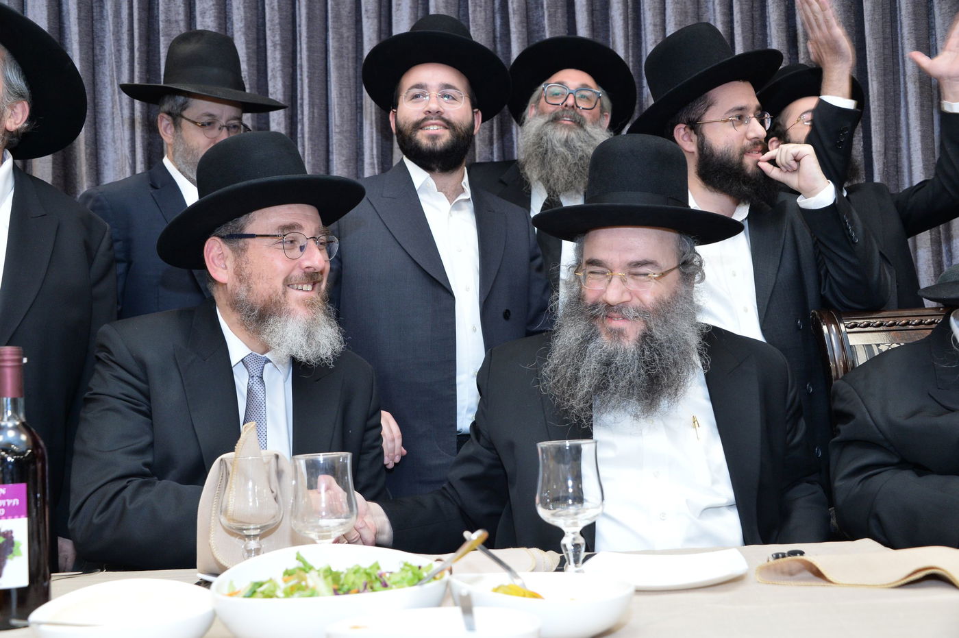 שמחת האירוסין לנכדת מרן שר התורה. צפו