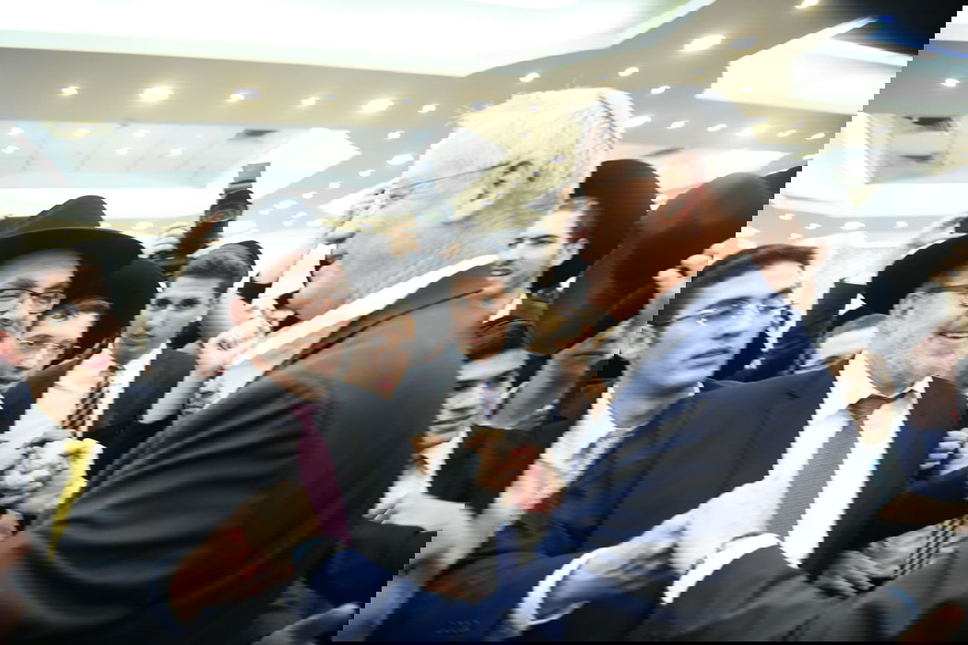 כל המי ומי בחתונת בנו של ח"כ יעקב אשר. צפו