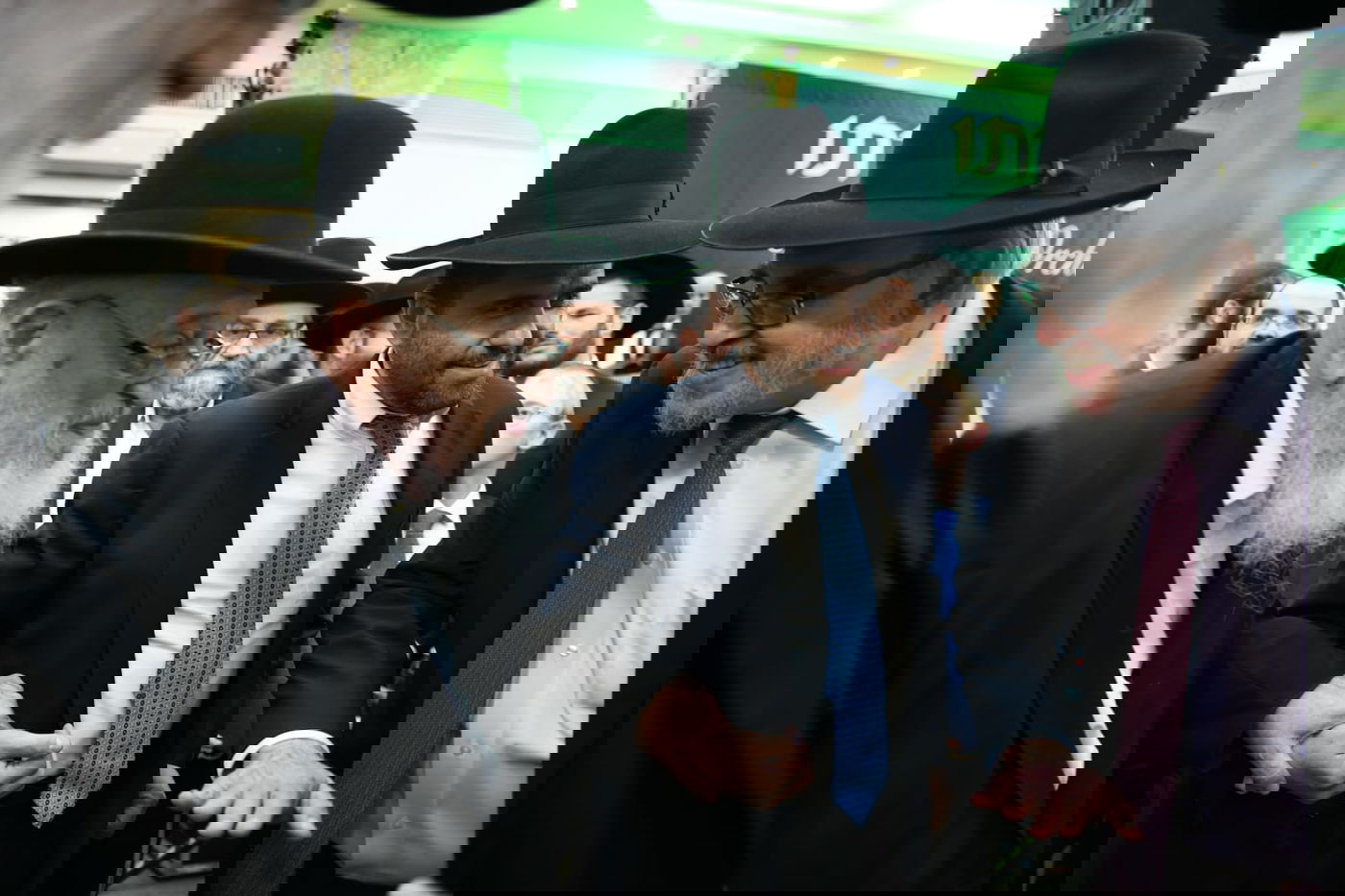 כל המי ומי בחתונת בנו של ח"כ יעקב אשר. צפו