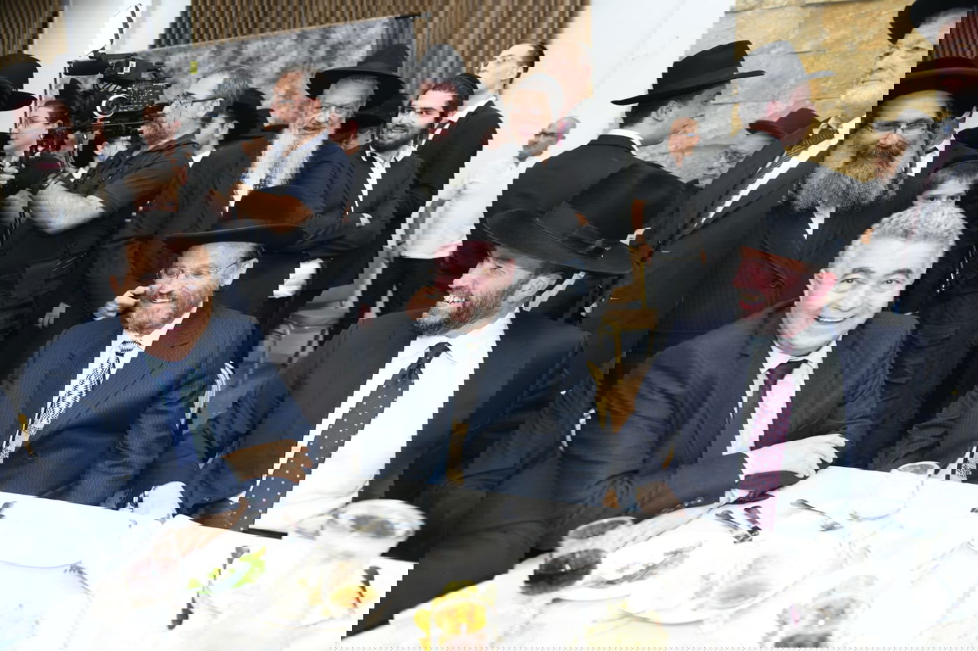 כל המי ומי בחתונת בנו של ח"כ יעקב אשר. צפו