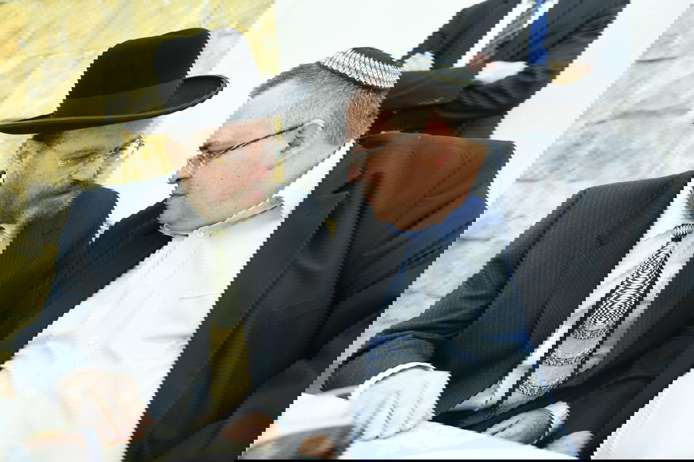 כל המי ומי בחתונת בנו של ח"כ יעקב אשר. צפו