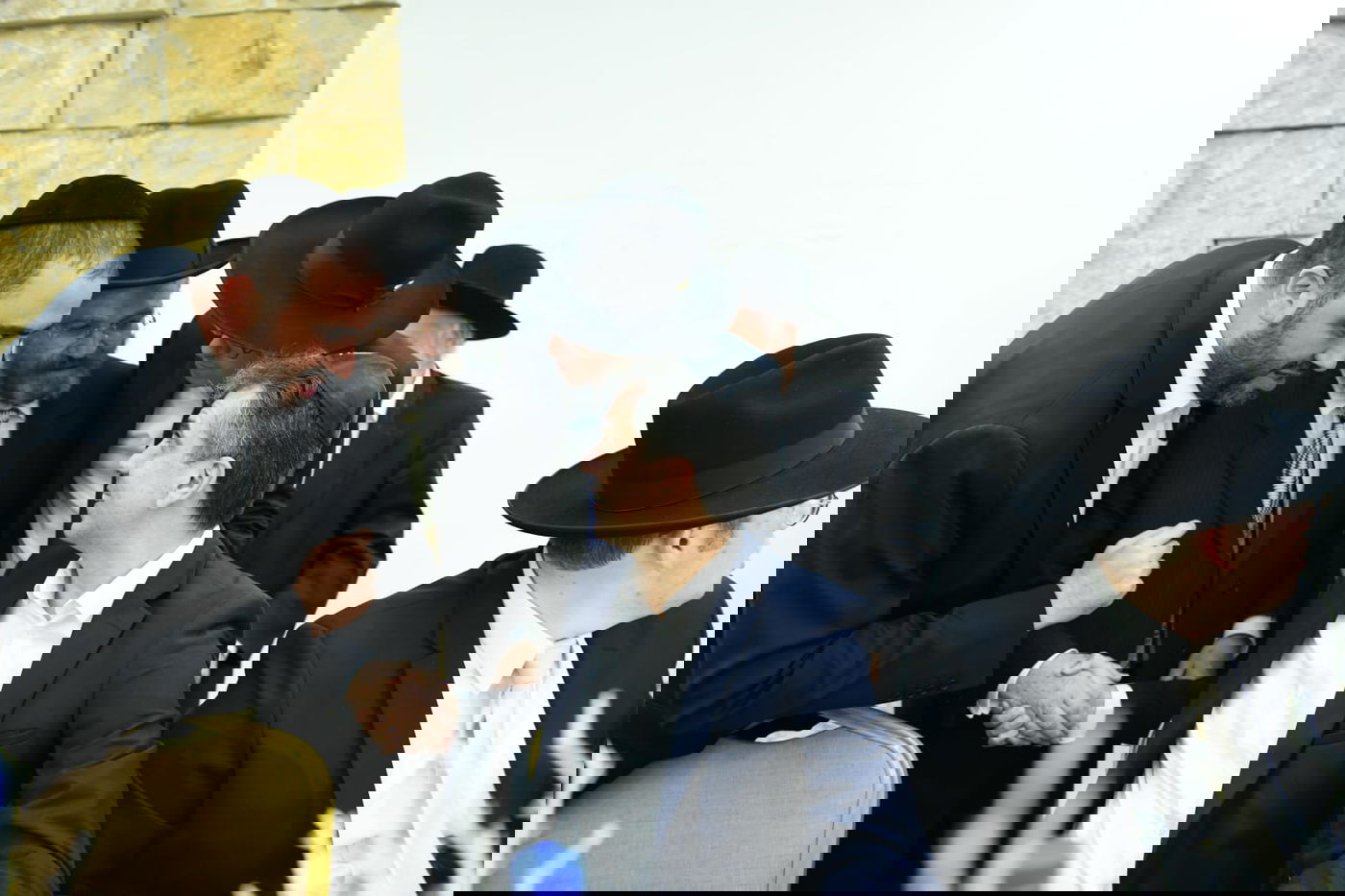 כל המי ומי בחתונת בנו של ח"כ יעקב אשר. צפו