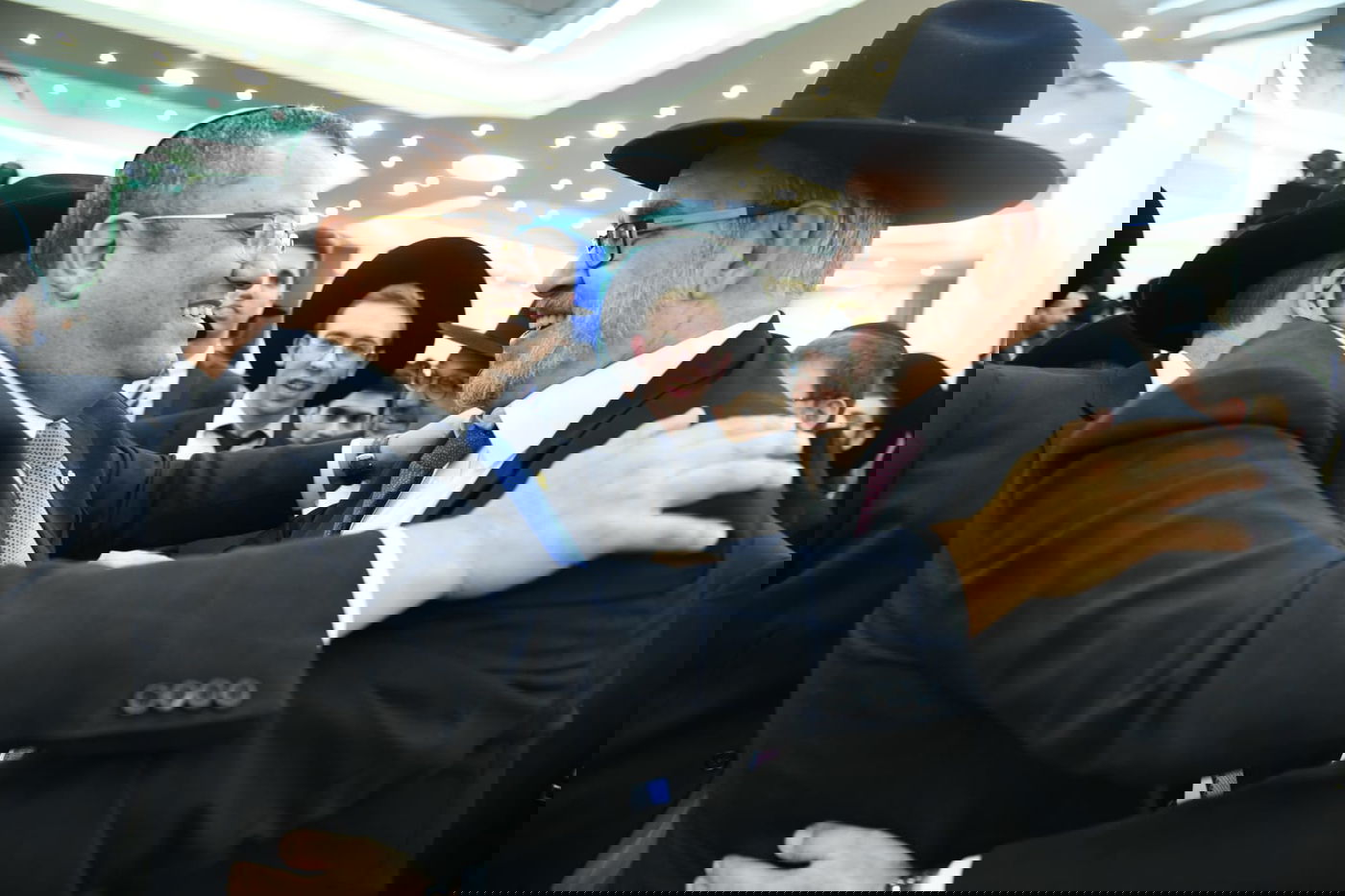 כל המי ומי בחתונת בנו של ח"כ יעקב אשר. צפו