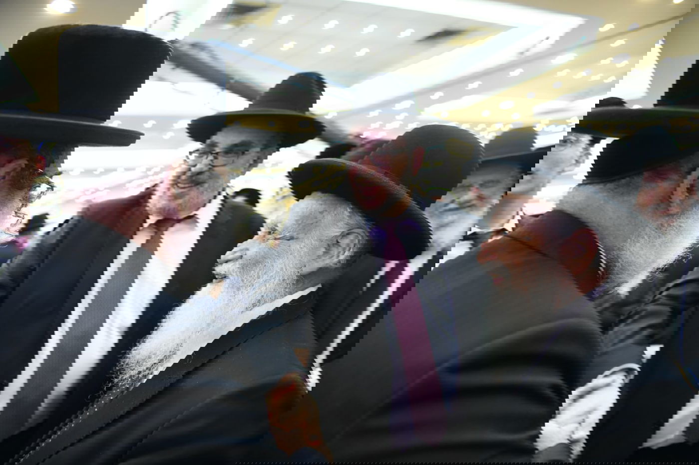 כל המי ומי בחתונת בנו של ח"כ יעקב אשר. צפו