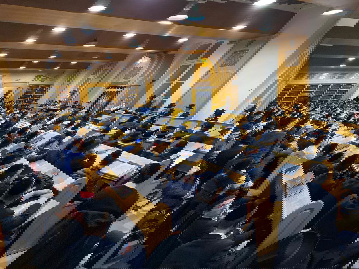 יהודי צרפת בעצרת מספד לגר"נ קרליץ