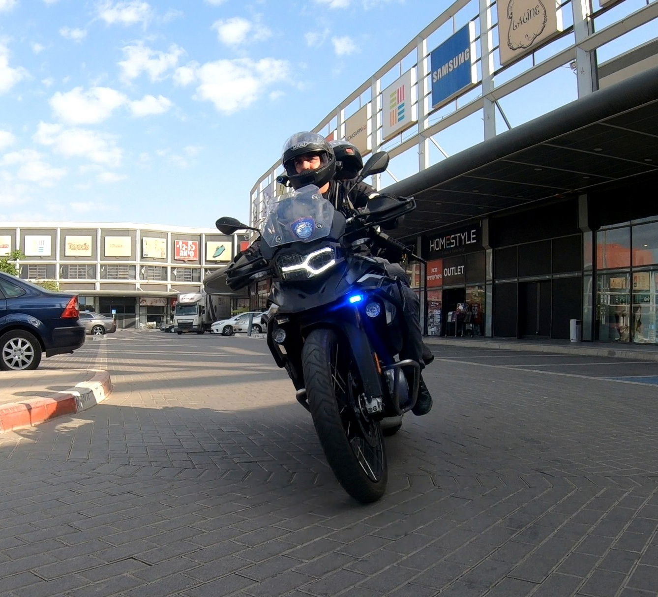 קצין החבלה מסביר: כך תנהגו מול שרידי רקטה