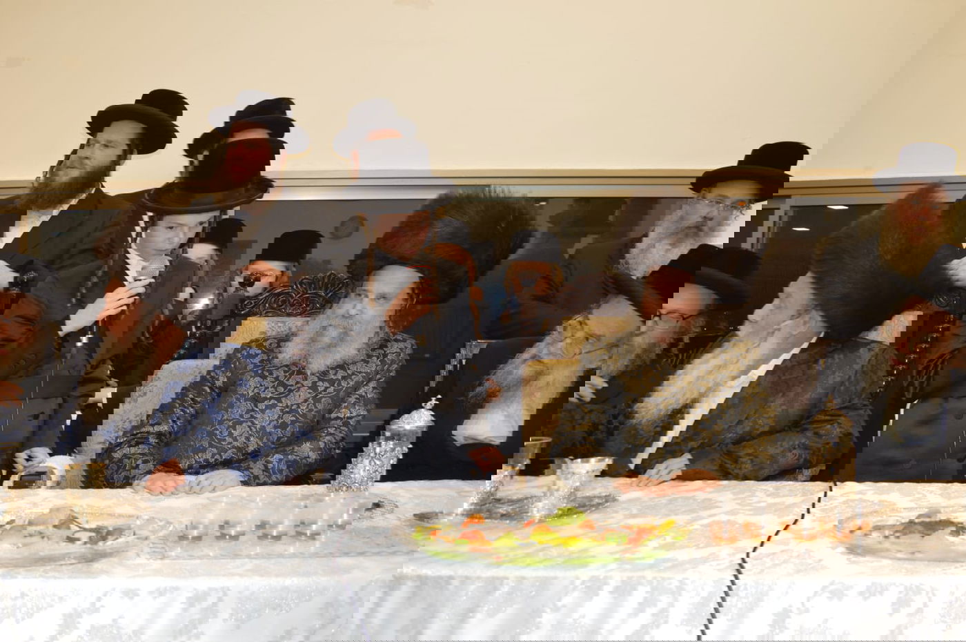 האדמו"ר מנדבורנה-ביתר ערך בר מצווה לבנו