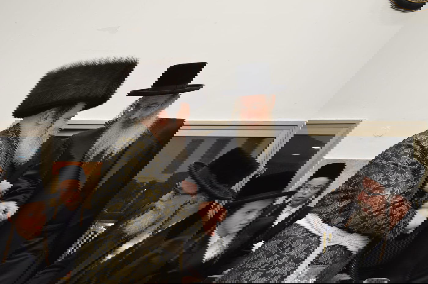 האדמו"ר מנדבורנה-ביתר ערך בר מצווה לבנו