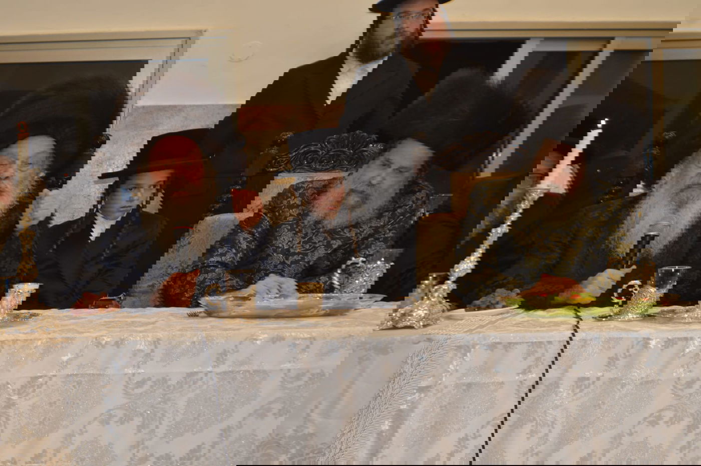 האדמו"ר מנדבורנה-ביתר ערך בר מצווה לבנו