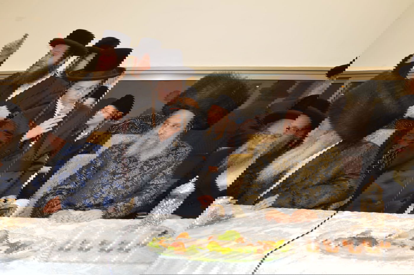 האדמו"ר מנדבורנה-ביתר ערך בר מצווה לבנו