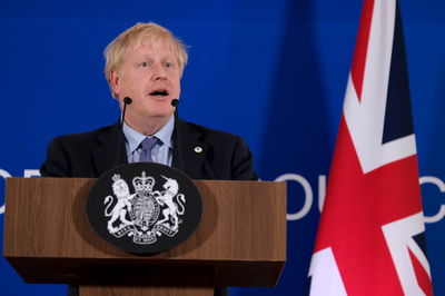 בוריס ג'ונסון ליצחק הרצוג: עלינו לעשות יותר כדי למגר את האנטישמיות