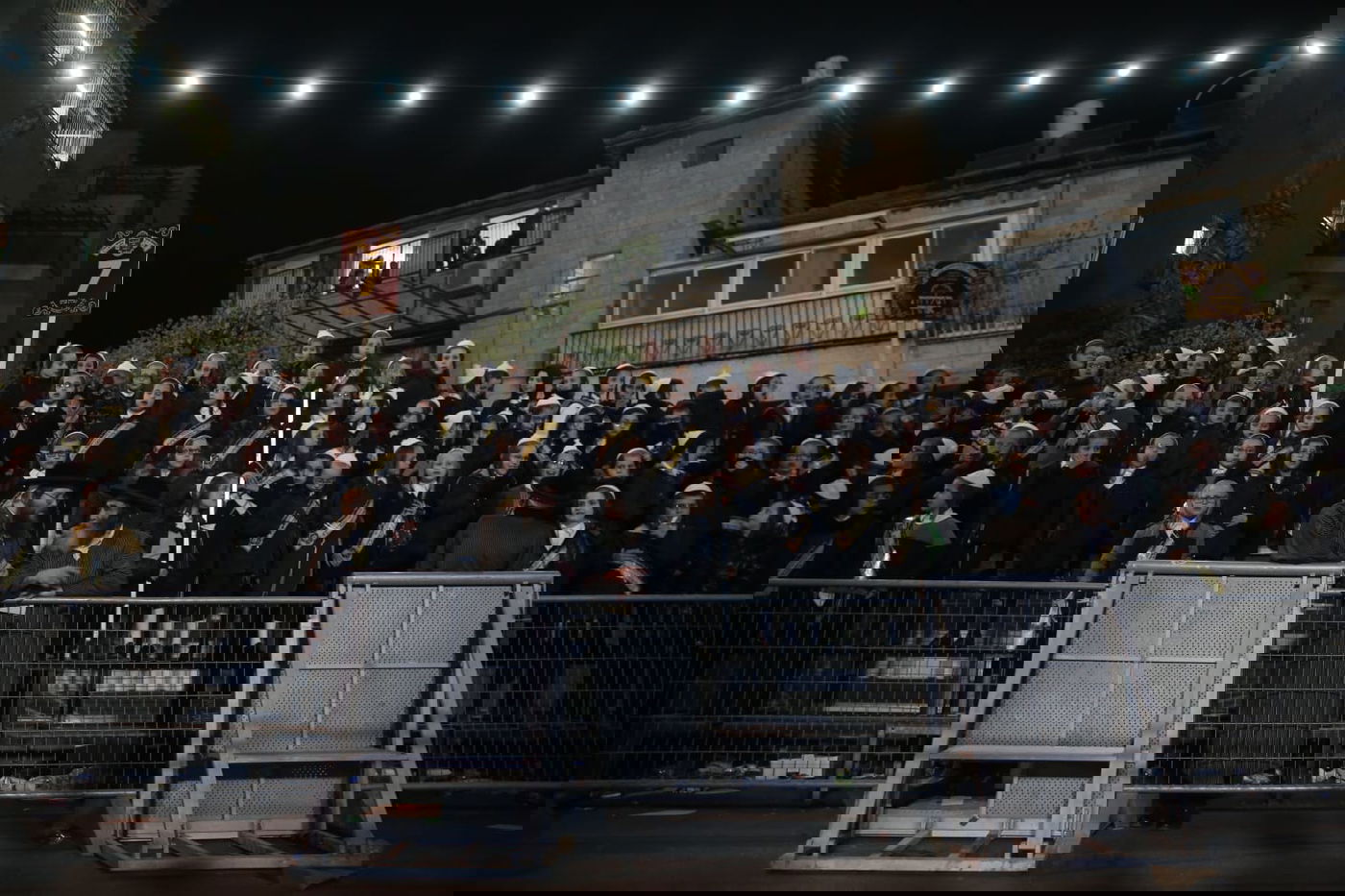 צפו: רבבות בקבלת פנים לאדמו"ר מסאטמר