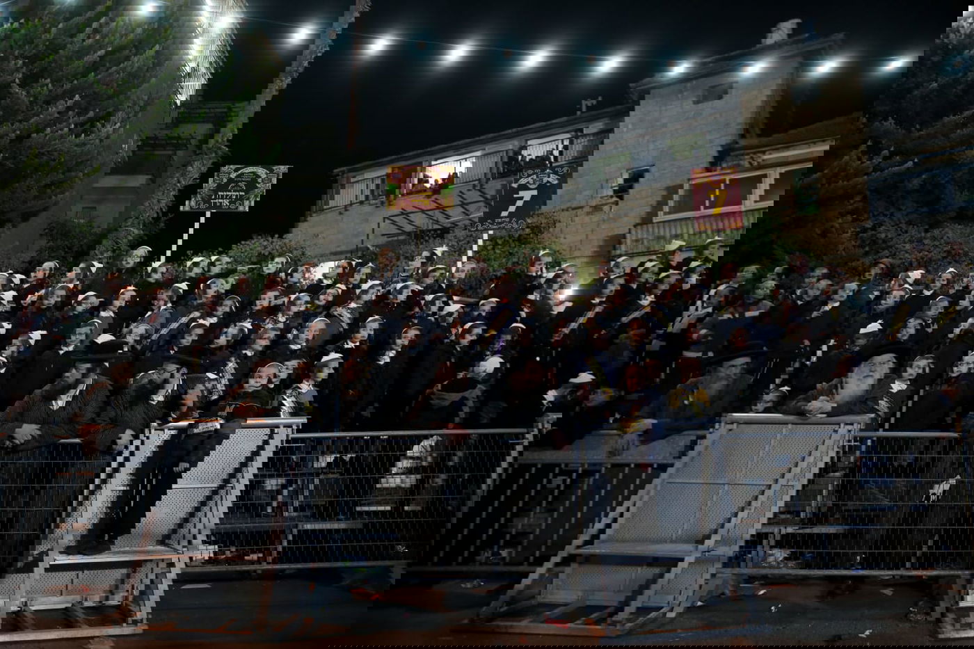 צפו: רבבות בקבלת פנים לאדמו"ר מסאטמר