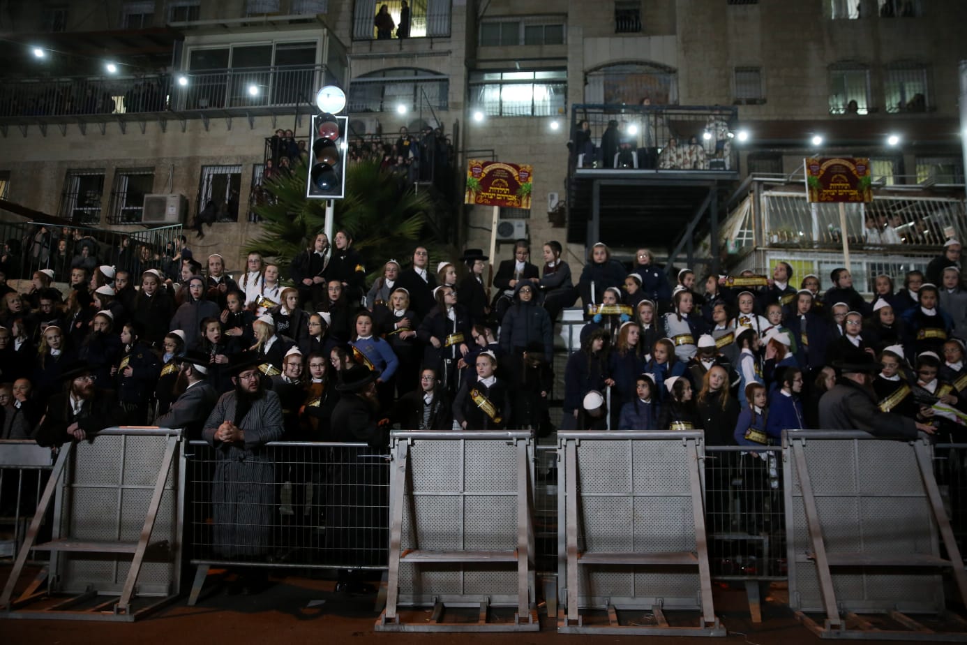 צפו: רבבות בקבלת פנים לאדמו"ר מסאטמר